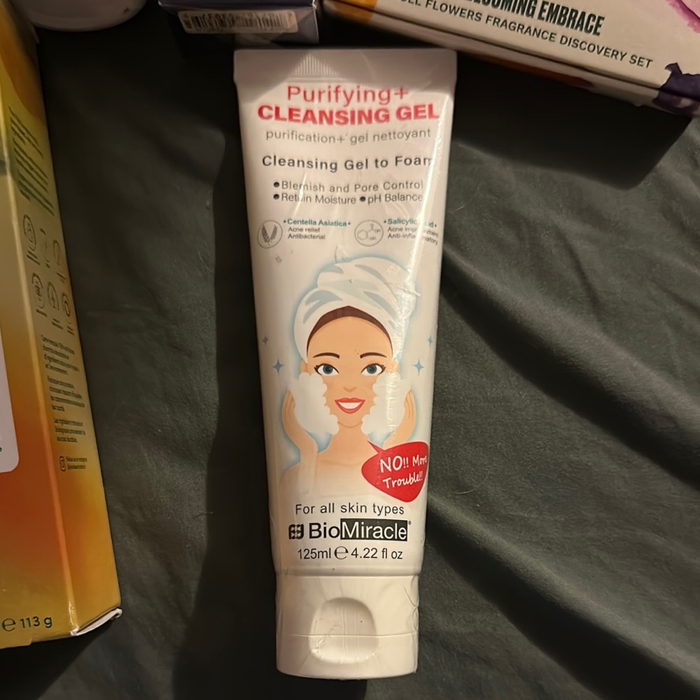 BioMiracle Purifying Cleansing Gel
